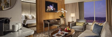 Paiza Lofts Lyon Premier Suite .